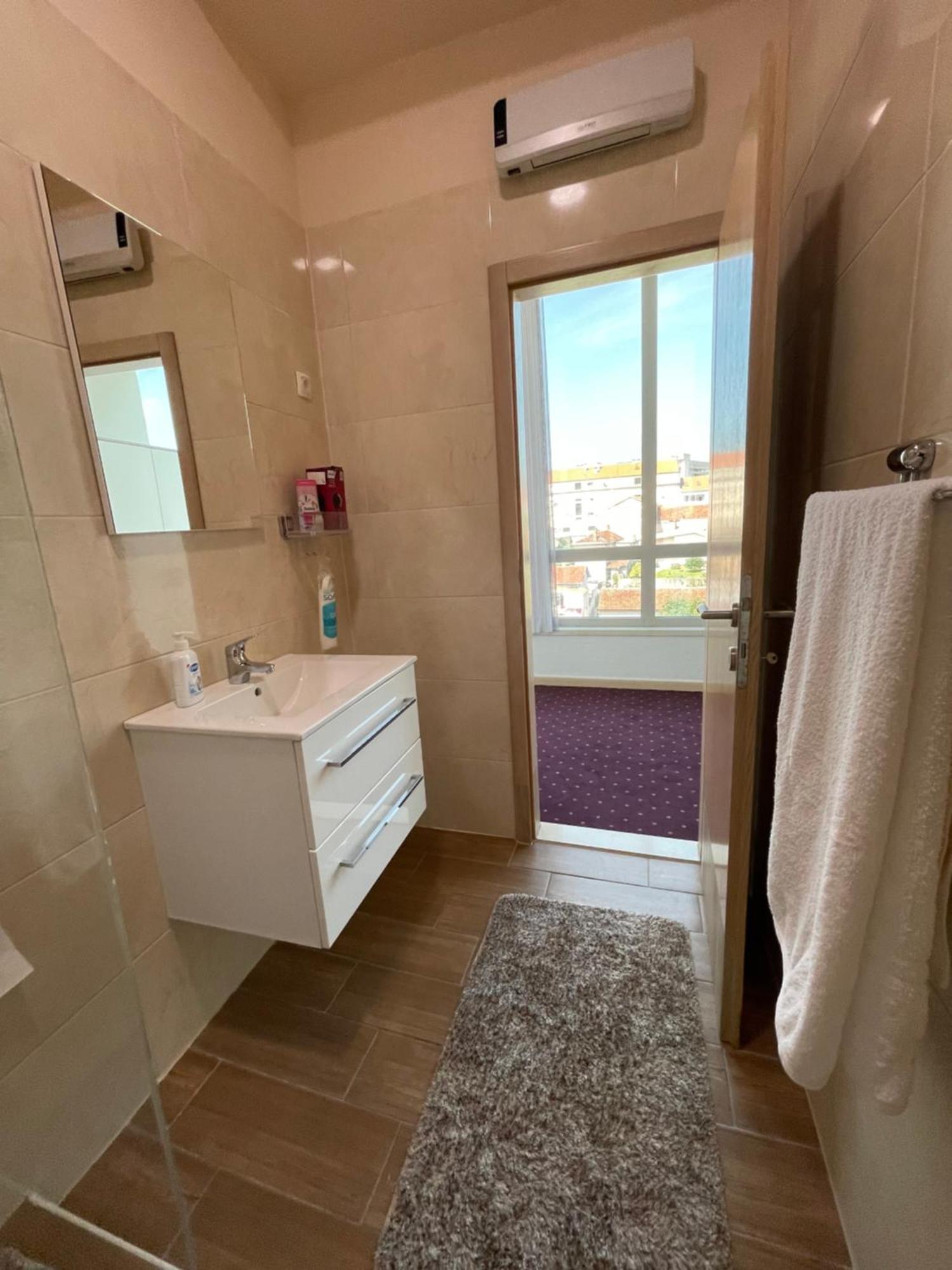 Lux Apartments Mostar Luaran gambar